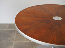 画像をギャラリービューアに読み込む, Poul Cadovius Table