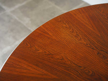 画像をギャラリービューアに読み込む, Poul Cadovius Table