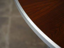 画像をギャラリービューアに読み込む, Poul Cadovius Table