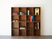 画像をギャラリービューアに読み込む, Danish furniture design Set of 4 bookcases