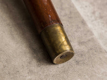 画像をギャラリービューアに読み込む, デンマークデザインのテーブルの脚先