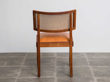 画像をギャラリービューアに読み込む, Rigmor Andersen(リーグモル・アンデルセン)のダイニングチェアの背面
