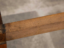 画像をギャラリービューアに読み込む, Rigmor Andersen(リーグモル・アンデルセン)のダイニングチェアのフレームにある刻印