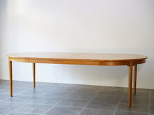 画像をギャラリービューアに読み込む, Hans J.Wegner Table