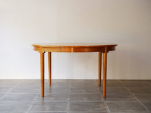 画像をギャラリービューアに読み込む, Hans J.Wegner Table
