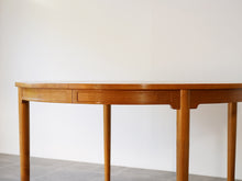 画像をギャラリービューアに読み込む, Hans J.Wegner Table