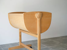 画像をギャラリービューアに読み込む, Nanna Ditzel(ナナ・ディッツェル)のゆりかごLuluのフレーム