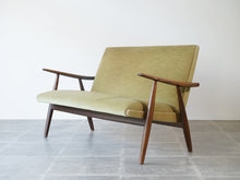 画像をギャラリービューアに読み込む, Hans J. Wegner GE260 Sofa