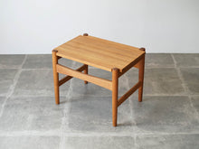 画像をギャラリービューアに読み込む, Hans J. Wegner(ハンスJウェグナー)のAT50テーブル