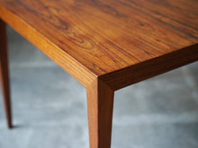 画像をギャラリービューアに読み込む, Severin Hansen Jr. Table