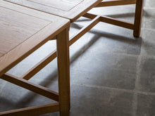 画像をギャラリービューアに読み込む, モーエンセンのダイニングテーブル柱