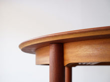 画像をギャラリービューアに読み込む, 北欧テーブルの天板縁と接合部アップ