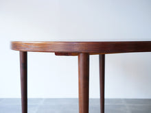 画像をギャラリービューアに読み込む, Kai Kristiansen and others Table