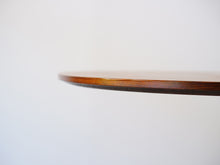 画像をギャラリービューアに読み込む, 北欧デザイナーのテーブルの天板真横