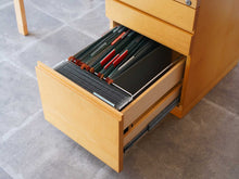 画像をギャラリービューアに読み込む, アルヴァ・アアルトのデスクのドキュメントファイル