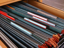 画像をギャラリービューアに読み込む, アルヴァ・アアルトのデスクのドキュメントファイルアップ