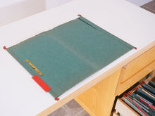 画像をギャラリービューアに読み込む, アルヴァ・アアルトのデスクのドキュメントファイル詳細