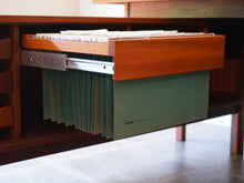 画像をギャラリービューアに読み込む, アルネ・ヴォッダーのサイドボードファイル綴り