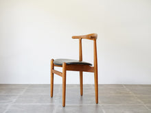 画像をギャラリービューアに読み込む, Hans J. Wegner FH1934 Chair