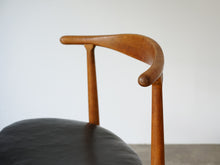 画像をギャラリービューアに読み込む, Hans J. Wegner FH1934 Chair