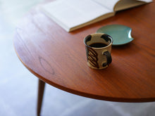 画像をギャラリービューアに読み込む, ハンスJウェグナーのテーブルAT8