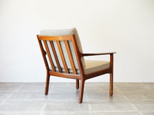 画像をギャラリービューアに読み込む, Fredrik A. Kayser Chair