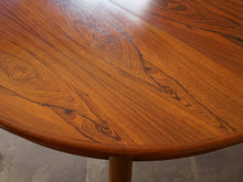 画像をギャラリービューアに読み込む, Danish furniture design Table