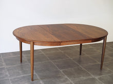 画像をギャラリービューアに読み込む, Danish furniture design Table