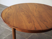 画像をギャラリービューアに読み込む, Danish furniture design Table