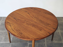 画像をギャラリービューアに読み込む, Danish furniture design Table