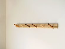 画像をギャラリービューアに読み込む, Thomas E. Alkenのコートラック pp961 木製