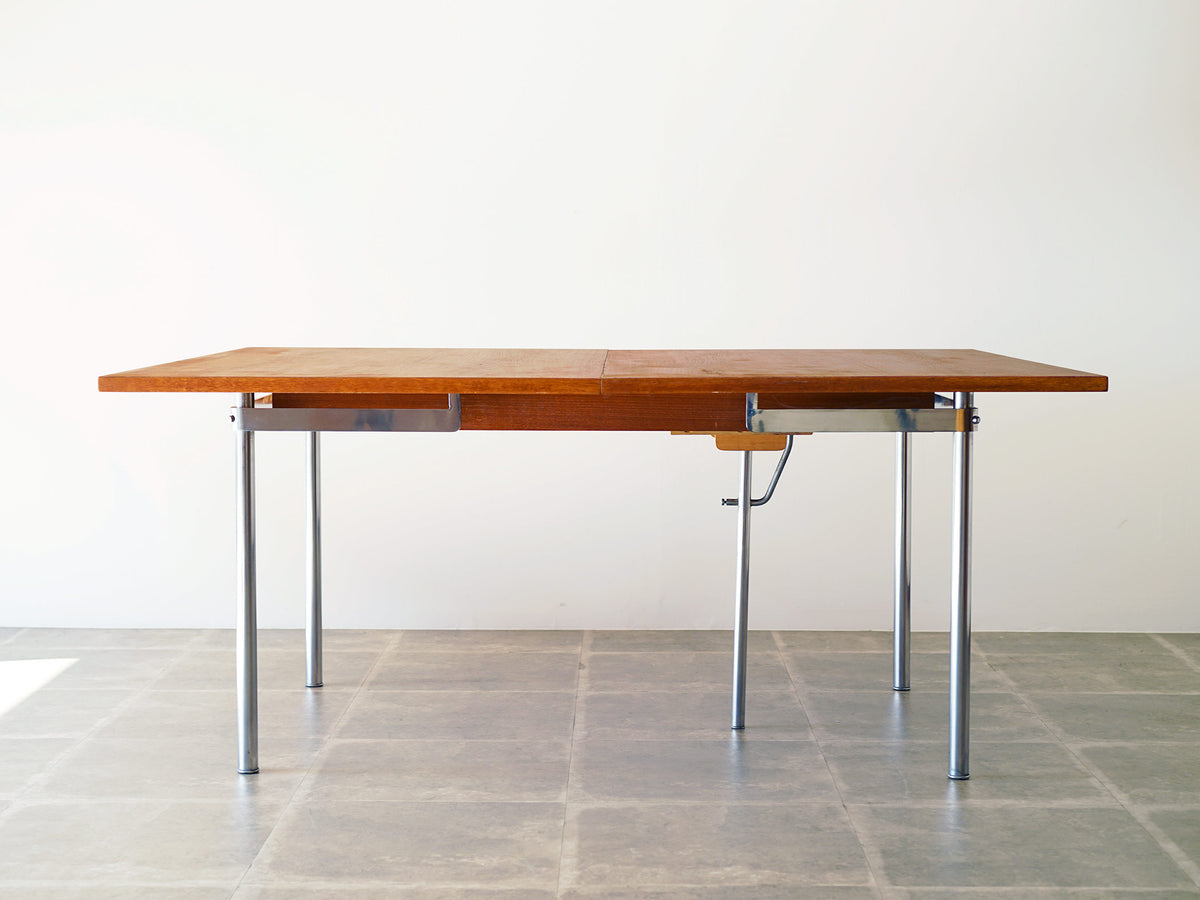 Hans J. Wegner（ハンス・J・ウェグナー）AT321 ダイニング