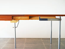 画像をギャラリービューアに読み込む, Hans J. Wegner AT321 Table