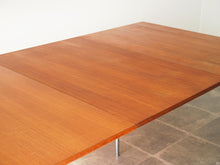 画像をギャラリービューアに読み込む, Hans J. Wegner AT321 Table