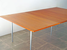 画像をギャラリービューアに読み込む, Hans J. Wegner AT321 Table