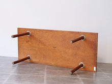 画像をギャラリービューアに読み込む, Hans J. Wegner(ハンスJウェグナー)AT12ローテーブルの裏面