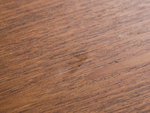 画像をギャラリービューアに読み込む, モーエンセンのコーヒーテーブル木材