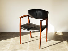 画像をギャラリービューアに読み込む, Ejner Larsen & Aksel Bender Madsen Chair