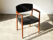 画像をギャラリービューアに読み込む, Ejner Larsen & Aksel Bender Madsen Chair