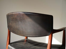 画像をギャラリービューアに読み込む, Ejner Larsen & Aksel Bender Madsen Chair