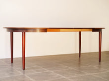 画像をギャラリービューアに読み込む, Danish furniture design Table