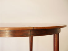 画像をギャラリービューアに読み込む, Danish furniture design Table