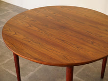 画像をギャラリービューアに読み込む, Danish furniture design Table