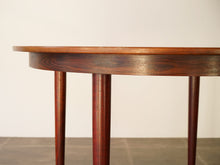 画像をギャラリービューアに読み込む, Danish furniture design Table