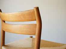 画像をギャラリービューアに読み込む, モーエンセンの椅子BM1の背もたれ左後ろから