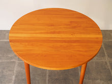 画像をギャラリービューアに読み込む, チェリー無垢材のダイニングテーブルの天板