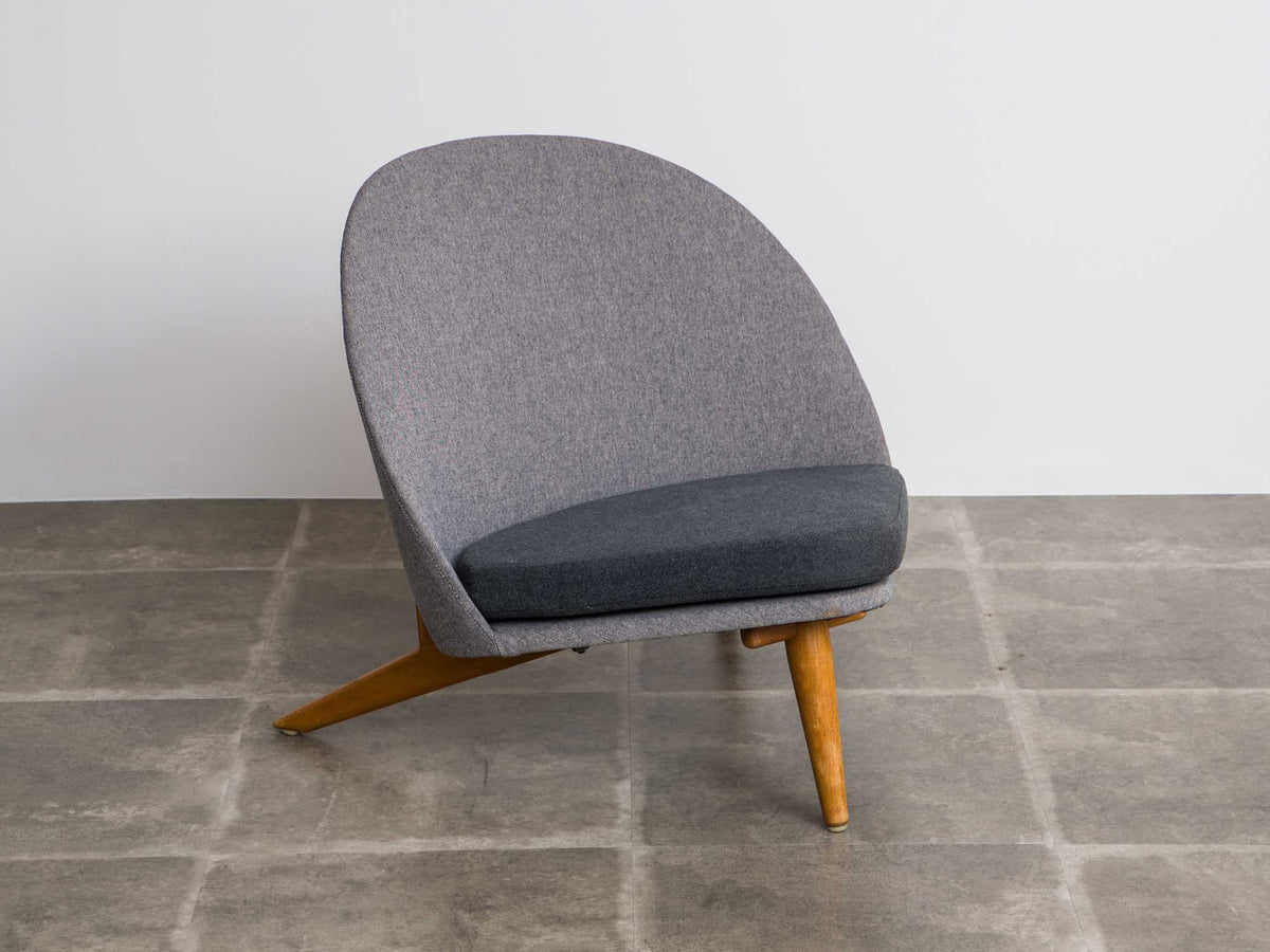 デザイナーズ チェア スティーン・オステルゴー CADO社 北欧 家具 スウェーデンデザイン 1950年代製の3本脚のチェア 1Pソファ北欧