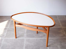 画像をギャラリービューアに読み込む, フィン・ユールのコーヒーテーブル