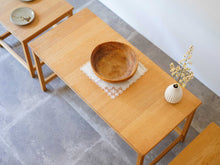 画像をギャラリービューアに読み込む, カートウストヴィのネストテーブルと雑貨