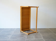 画像をギャラリービューアに読み込む, Kurt Østervig Table